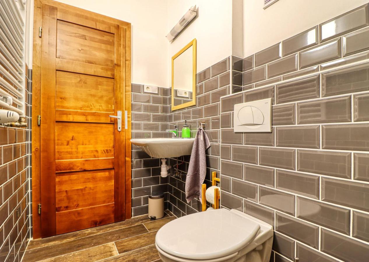 Barka Apartman Eger Zewnętrze zdjęcie