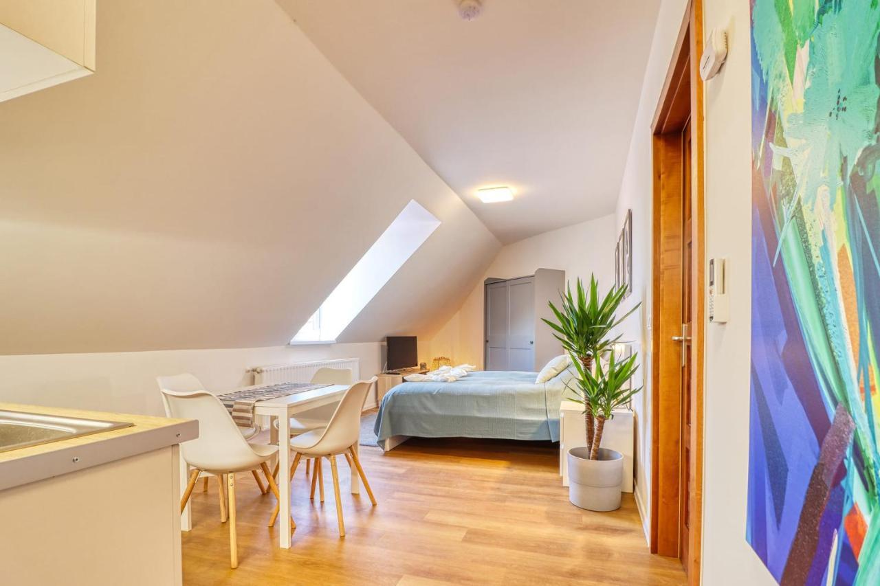 Barka Apartman Eger Zewnętrze zdjęcie