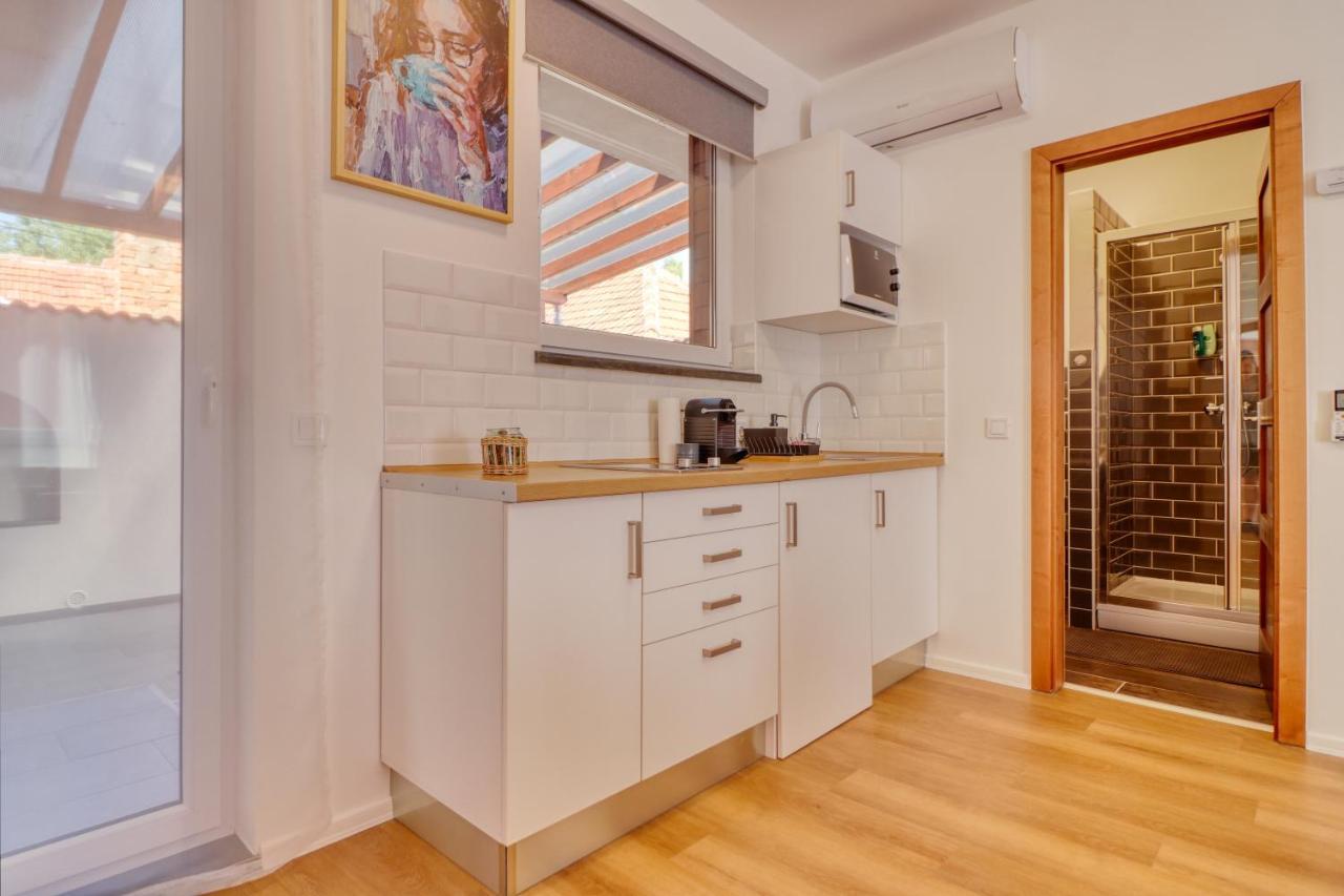 Barka Apartman Eger Zewnętrze zdjęcie
